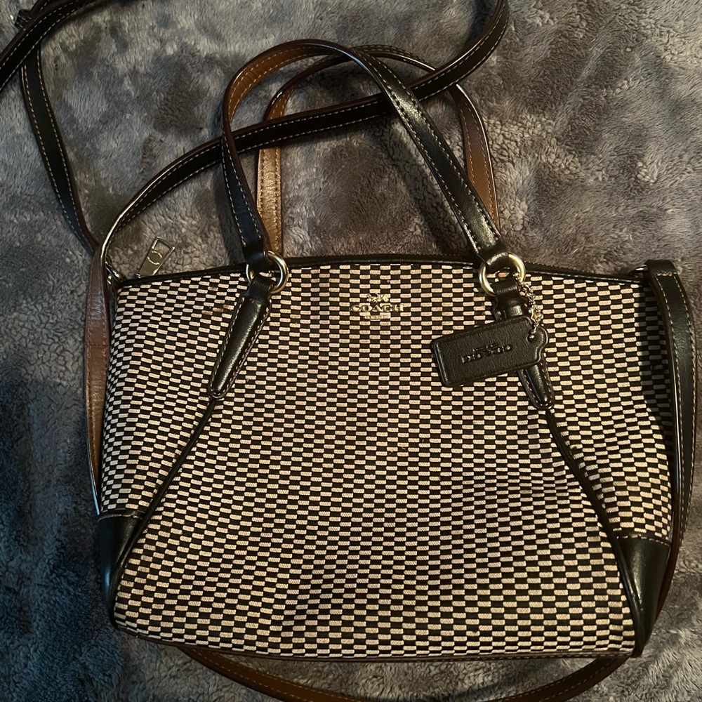 COACH mini Kelsey Satchel F27574